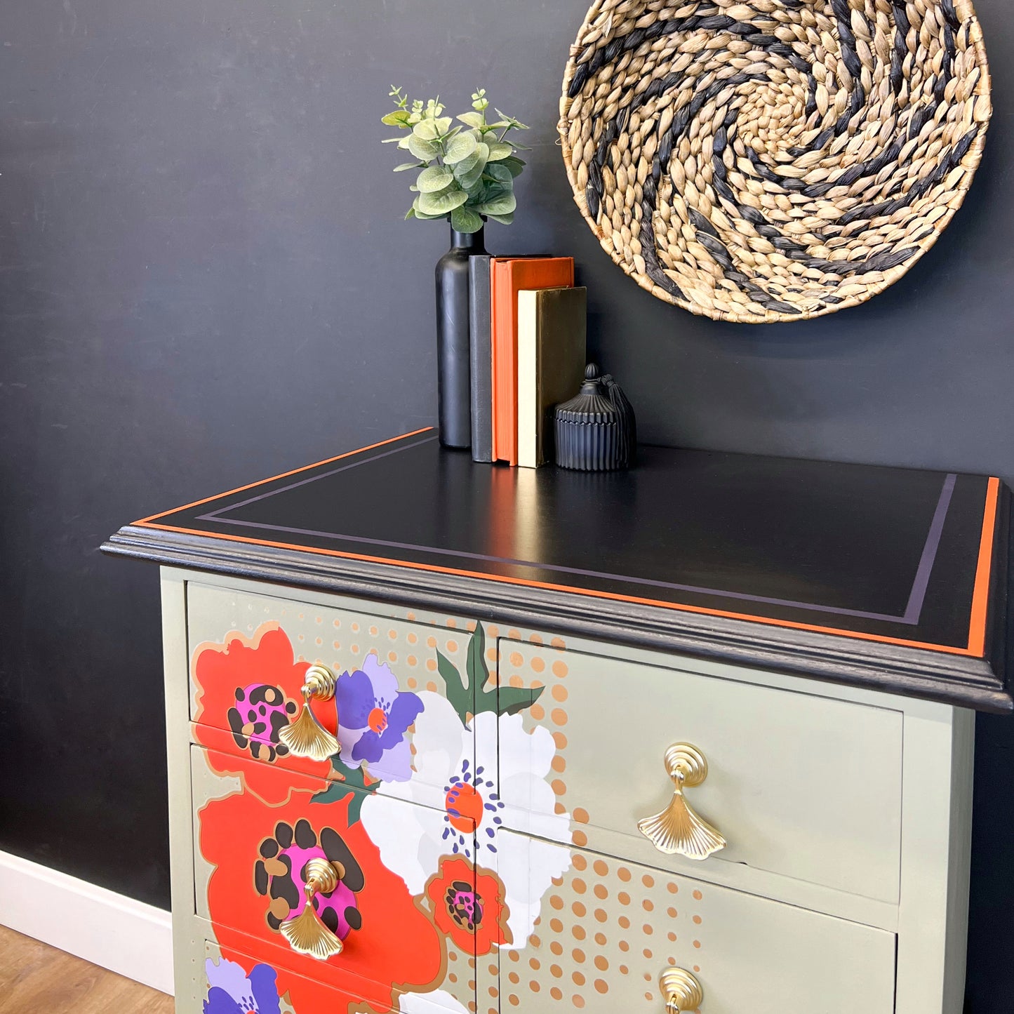 Small Drawer Table