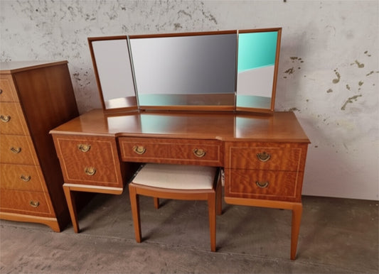 Beithcraft Dressing table / Desk